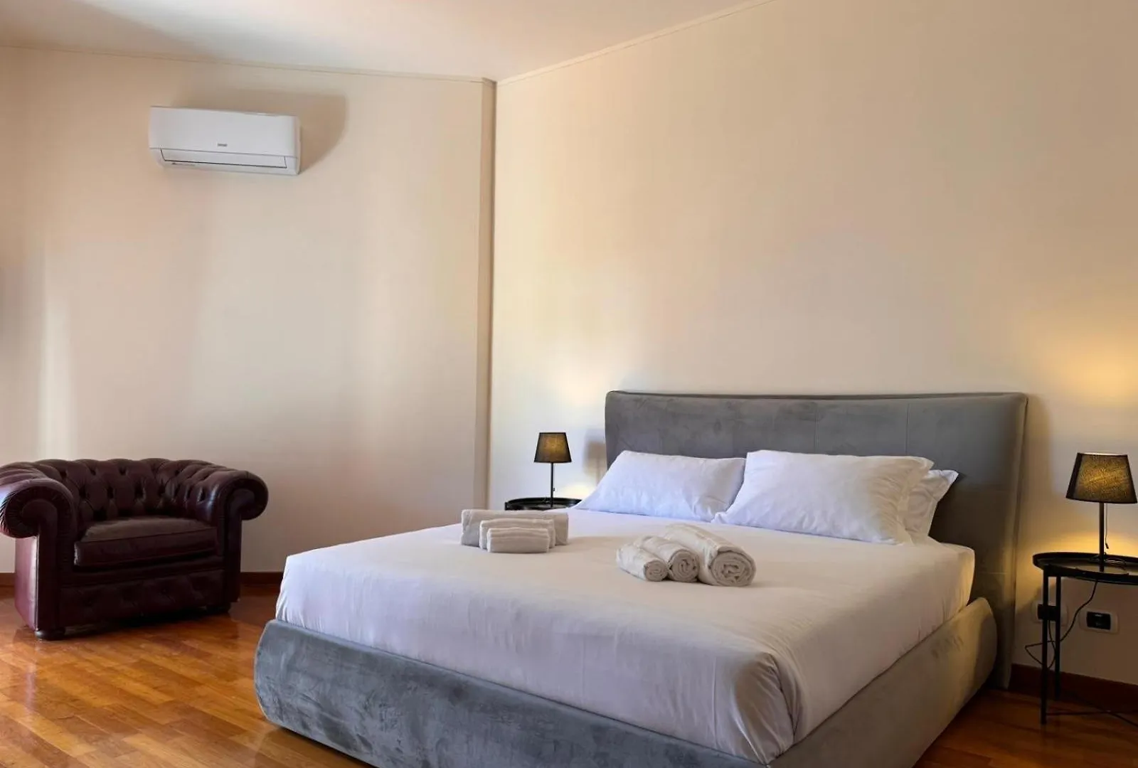 Lux Apartment San Paolo Rome